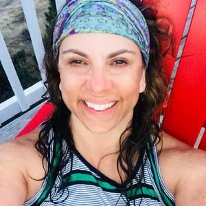 Meet your Posher, Leigh